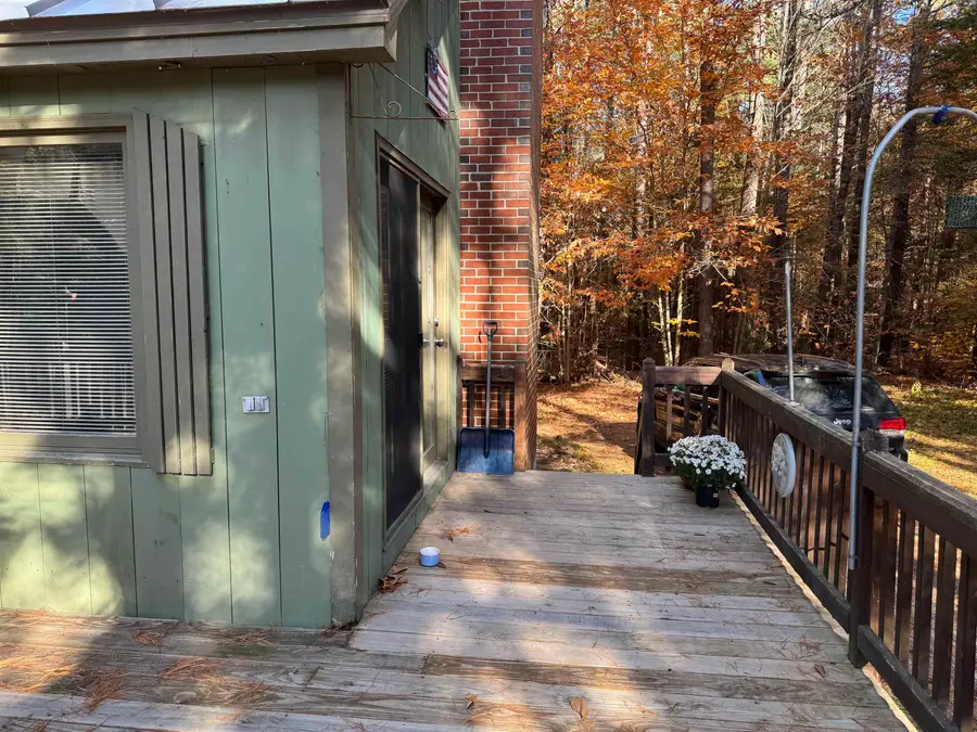 264 Hutchins Pond Road, Effingham, NH 03882 - Image #2