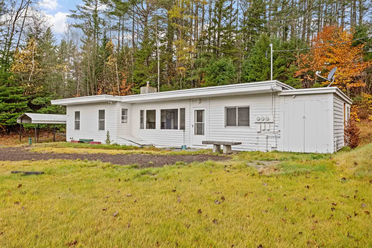 572 Wells Road, Franconia, NH 03580 - Image #1