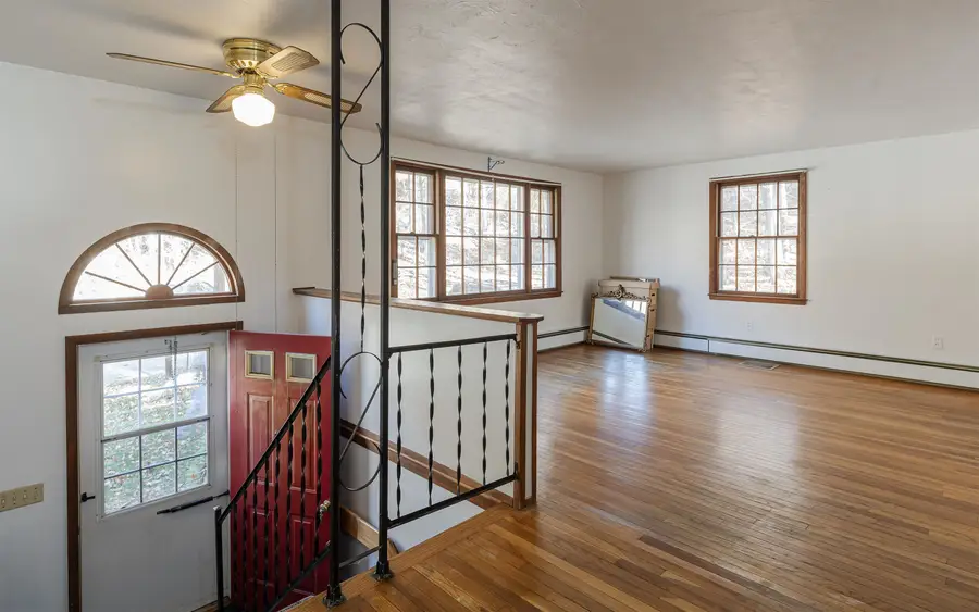 31 Mountain View Road, North Walpole, NH 03609 - Image #2