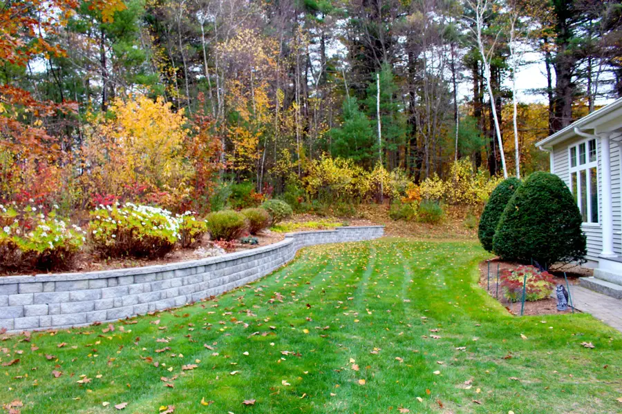 648 Haverhill Road, Chester, NH 03036 - Image #3