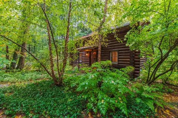 653 Roaring Branch Road, Arlington, VT 05250