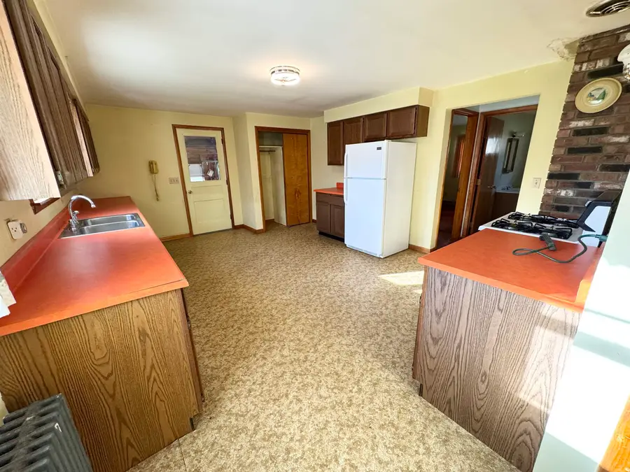 2460 East Road, Shaftsbury, VT 05262 - Image #2