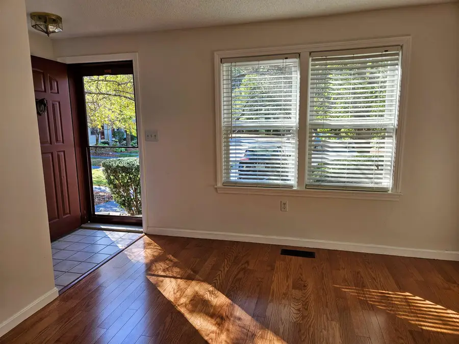 76 Bartemus Trail, Nashua, NH 03062 - Image #3