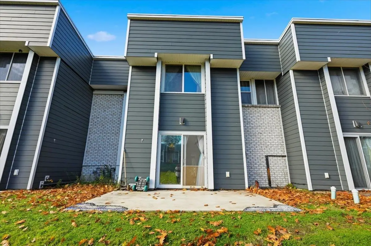 8 Timber Lane #24, South Burlington, VT 05403 - Image #1