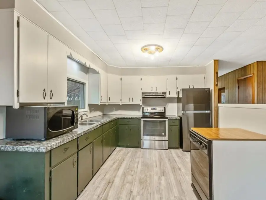 21 Woods Hill Road, Swanton, VT 05488 - Image #3