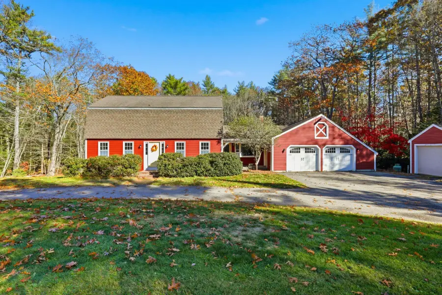 254 Ash Swamp Road, Newmarket, NH 03857 - Image #2
