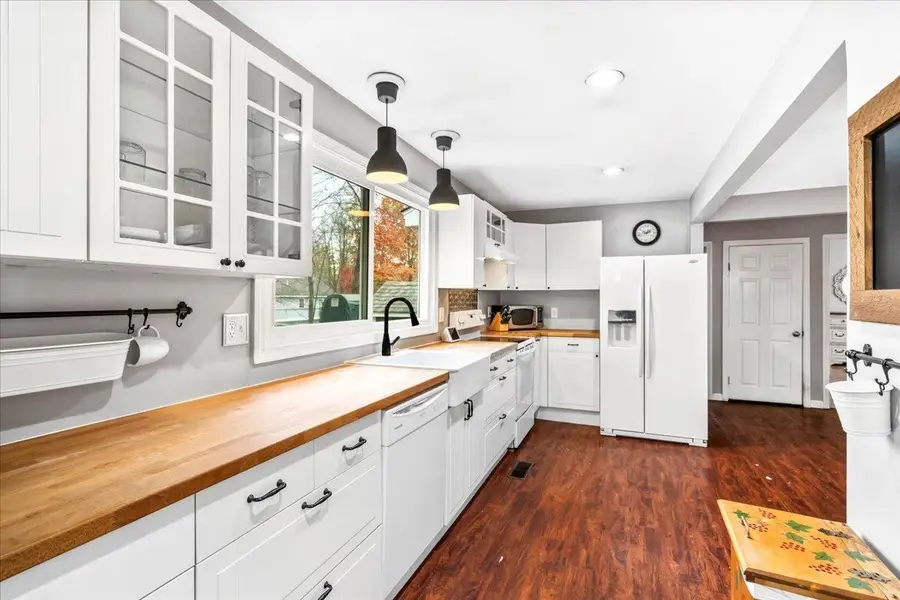 4481 Brown Avenue, Manchester, NH 03103 - Image #3