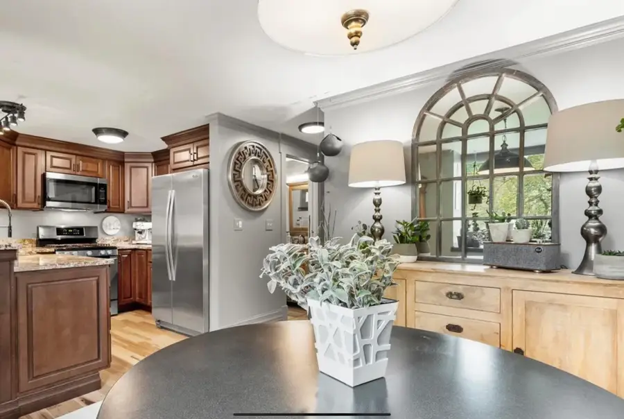 3 Churchill Court, Bedford, NH 03110 - Image #3