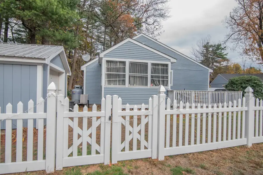 33 Pillsbury Road, Sandown, NH 03873 - Image #3