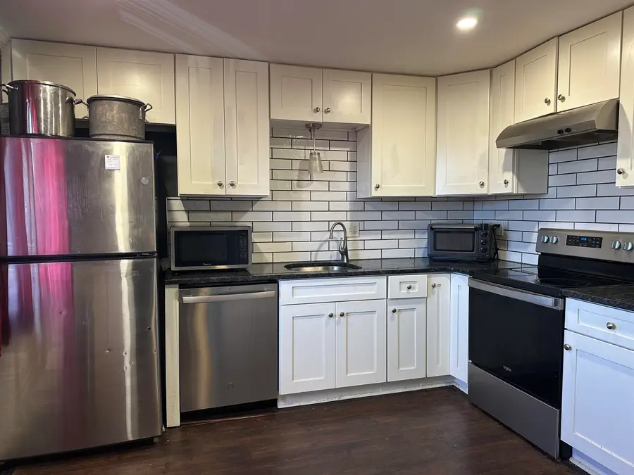 95 Bayberry Lane, Londonderry, NH 03053 - Image #3