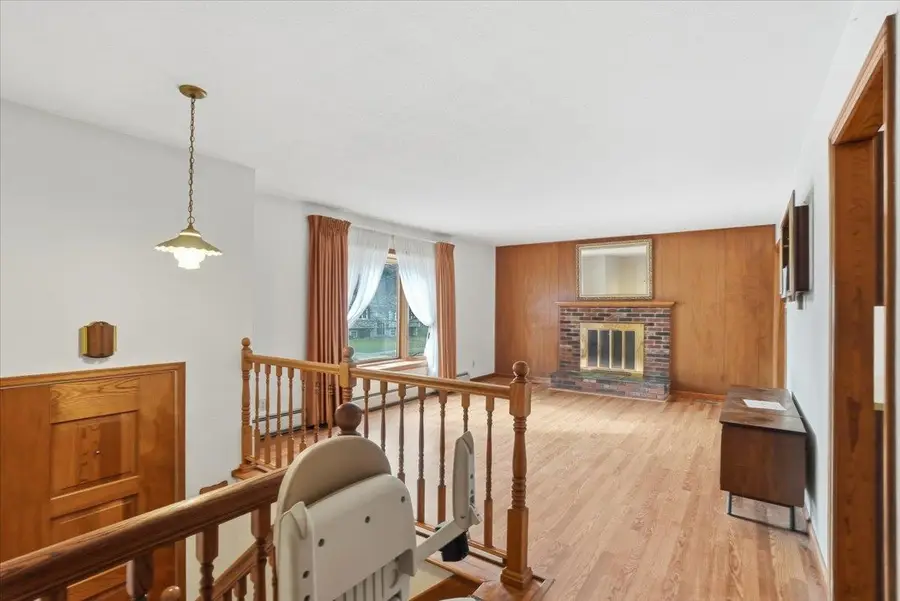 12 Greenwood Avenue, Essex Junction, VT 05452 - Image #3