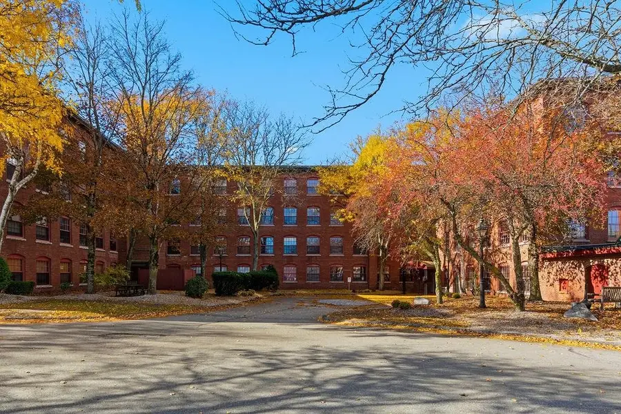 335 Cypress Street #2P, Manchester, NH 03103 - Image #2