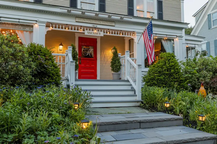 19 Huntington Place, Rochester, VT 05767 - Image #2