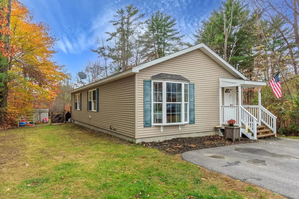 42 Woodrow Avenue, Franklin, NH 03235 - Image #1