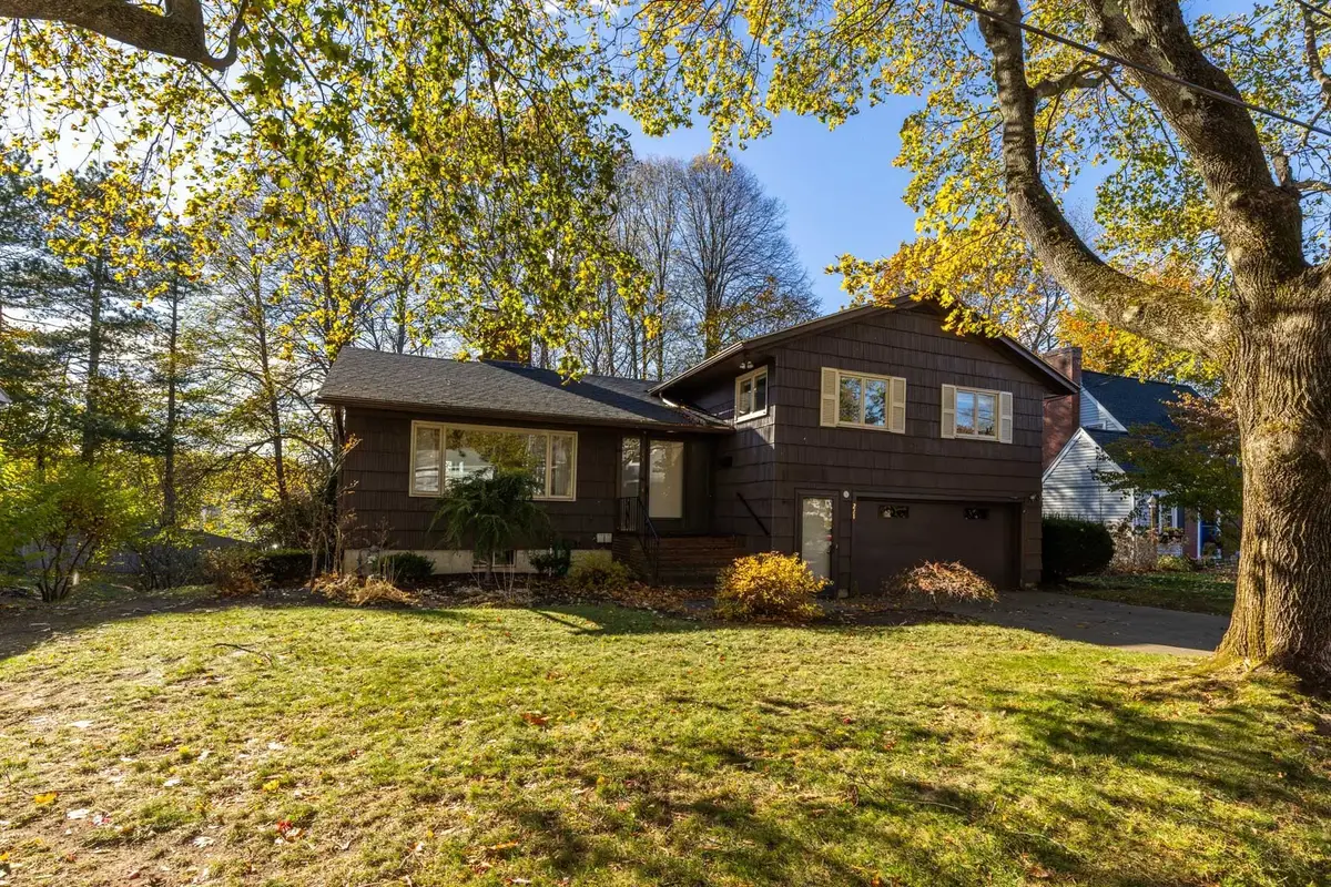 221 Hillside Drive, Portsmouth, NH 03801 - Image #1