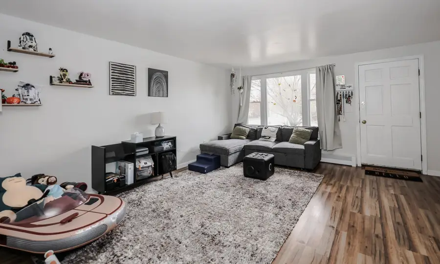 1 Oakwood Lane #2, Goffstown, NH 03045 - Image #3