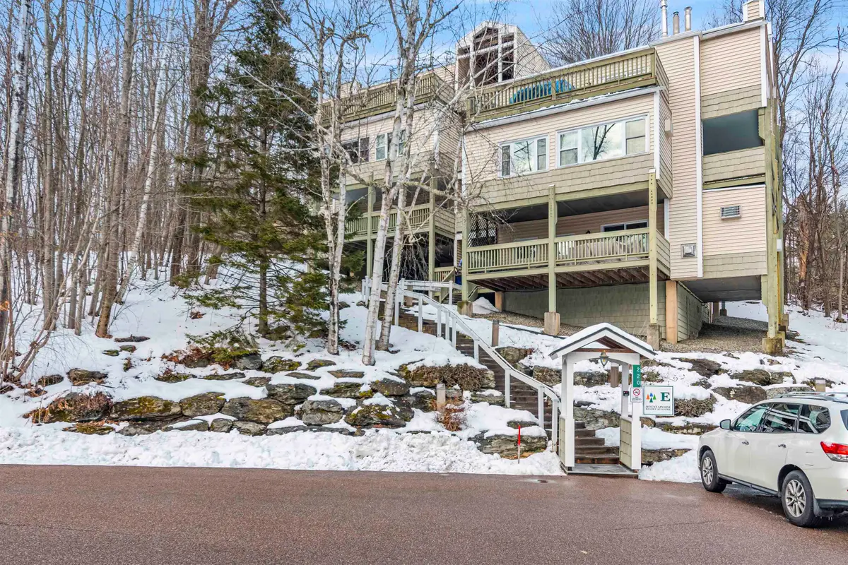 220 Mountainside Drive #E203, Stowe, VT 05672 - Image #1