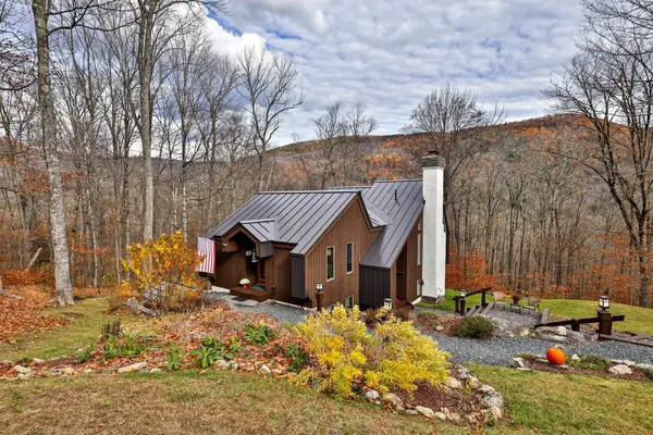 559 Crimson Hawk Road, Plymouth, VT 05056