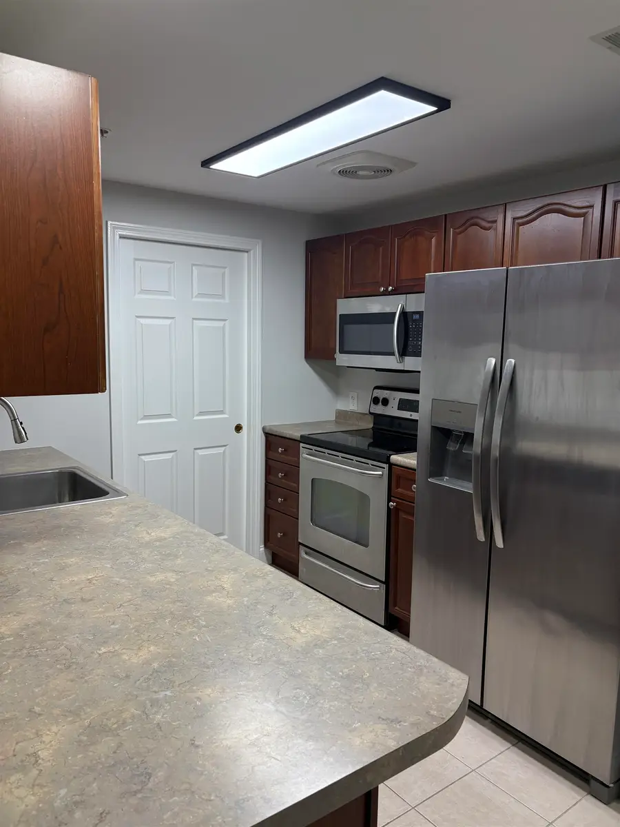 16 Crestview Circle #174, Londonderry, NH 03053 - Image #3