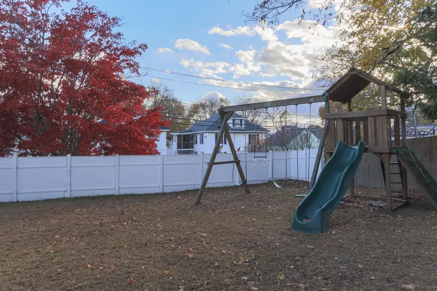 509 Kelley Street, Manchester, NH 03102 - Image #2