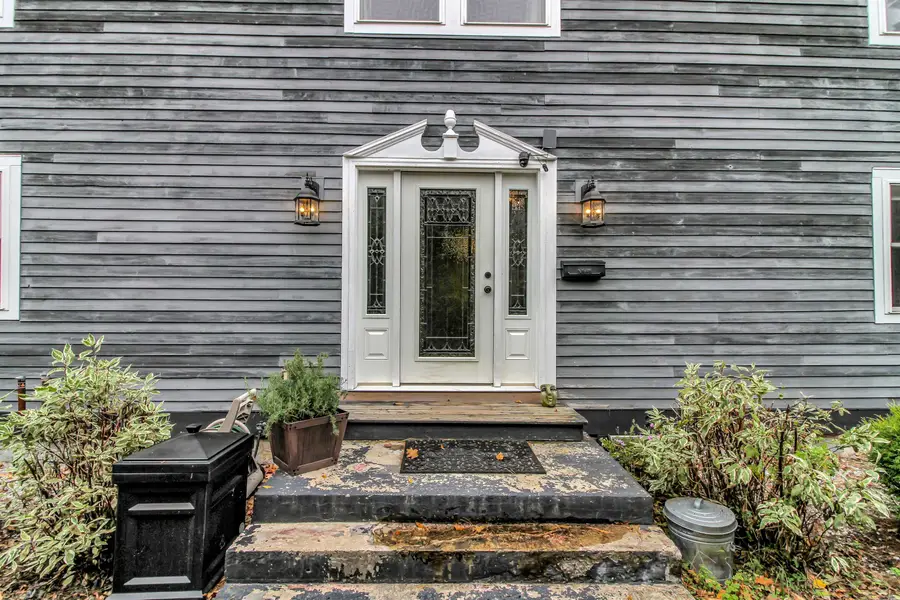 34 Pleasant Street, Proctor, VT 05765 - Image #3