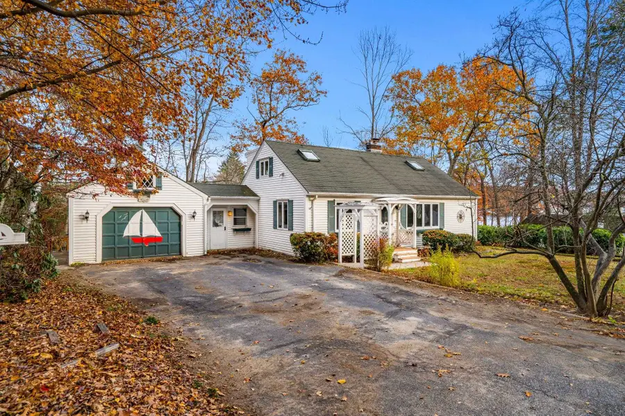 19 Mcgrath Road, Pelham, NH 03076 - Image #2