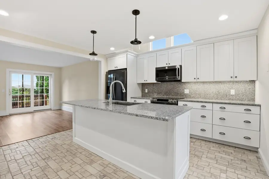 10 Highland Ridge Road, New London, NH 03257 - Image #2