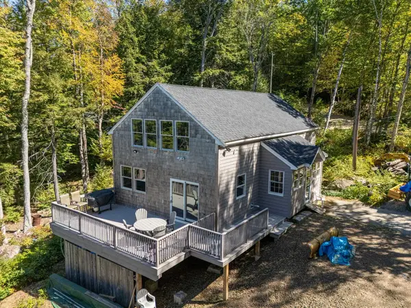 70 Harper Road, Stoddard, NH 03464