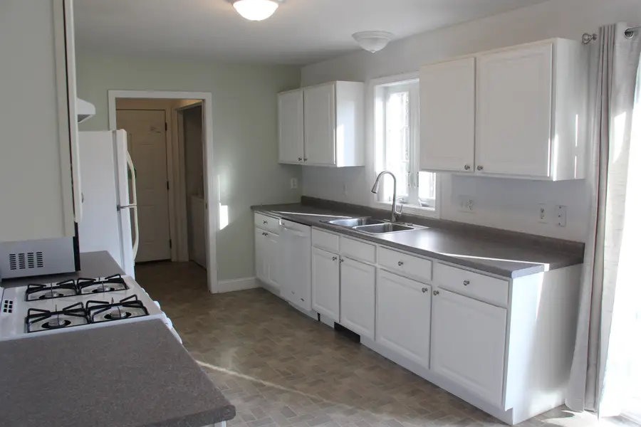 86 Manselville Road, Deering, NH 03244 - Image #2