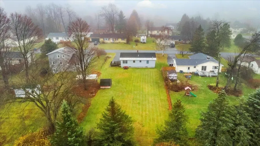 77 McGuire Street, Shaftsbury, VT 05262 - Image #2