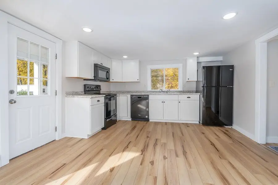 57 Congress Street, Rochester, NH 03867 - Image #3