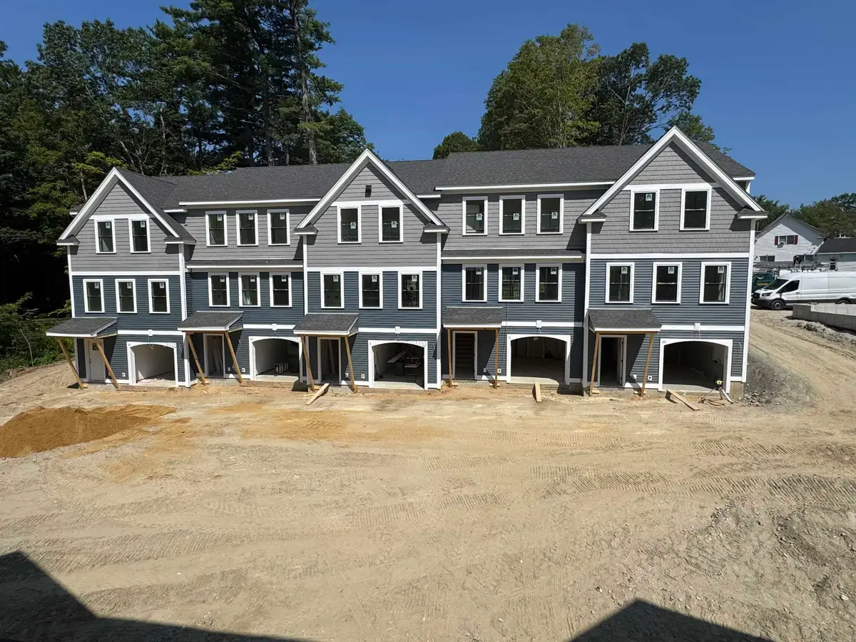 17 Lenox Drive #A, Dover, NH 03820 - Image #1
