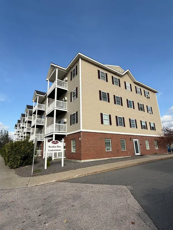 18 Harbor Avenue #208, Nashua, NH 03060