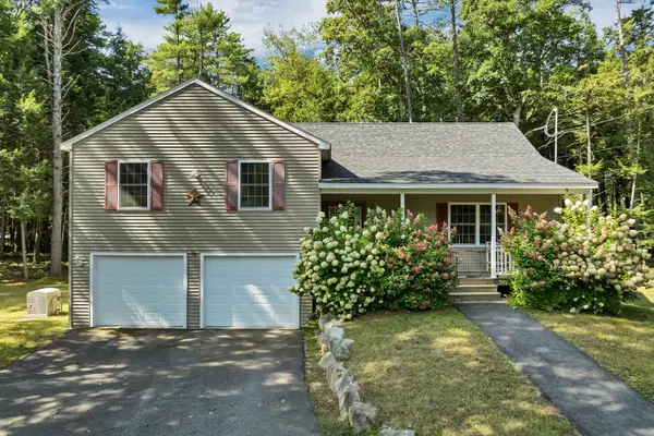 16 Buckingham Terrace, Moultonborough, NH 03254