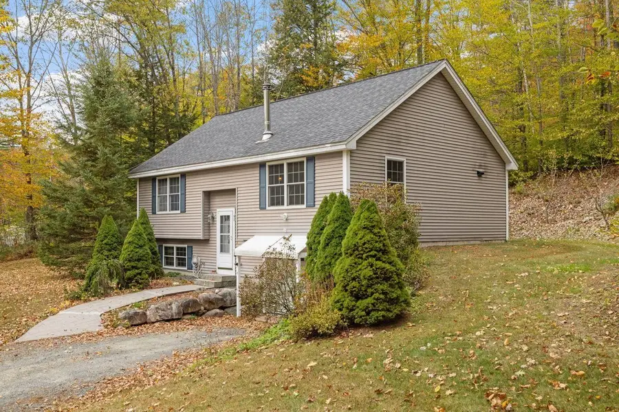 29 Daniels Road, Bristol, NH 03222 - Image #2