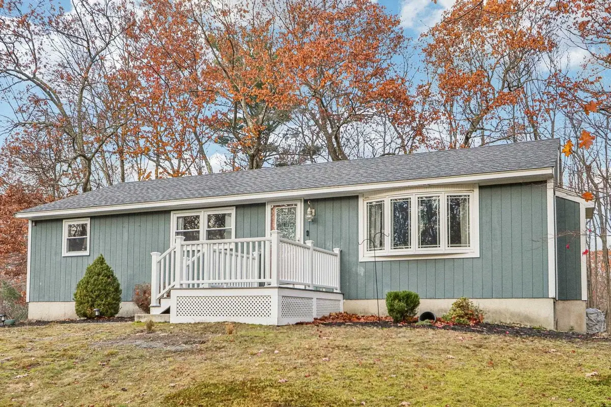 10 Old Coach Road, Atkinson, NH 03811 - Image #1