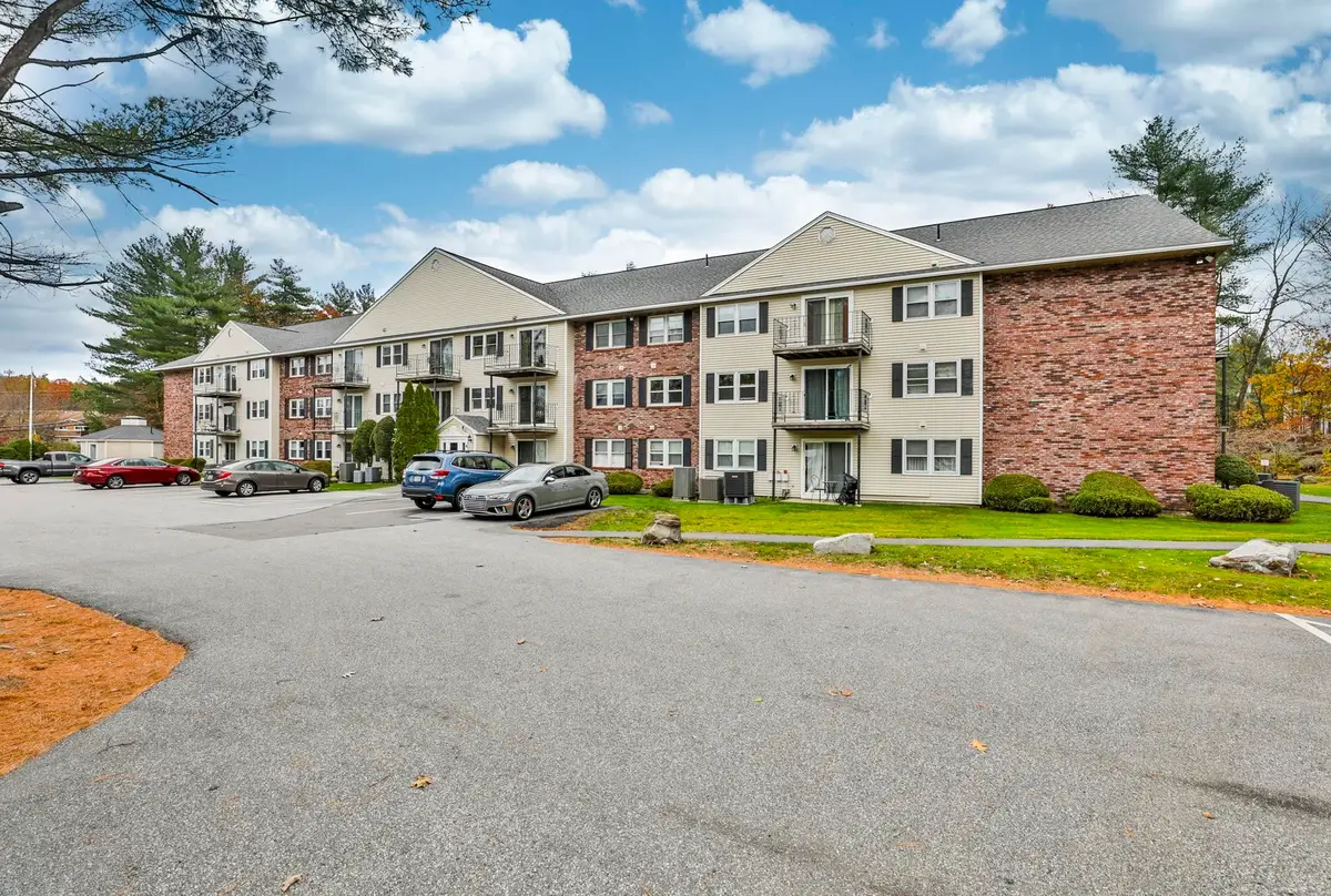 4 Heritage Village Drive #211, Nashua, NH 03062 - Image #1