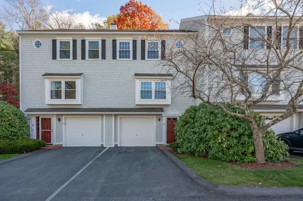 62 Stillwater Drive, Nashua, NH 03062