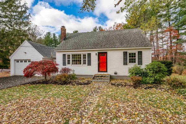 12 Louise Drive, Litchfield, NH 03052