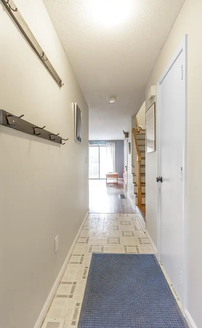 534 Fox Hollow Way, Manchester, NH 03104 - Image #3