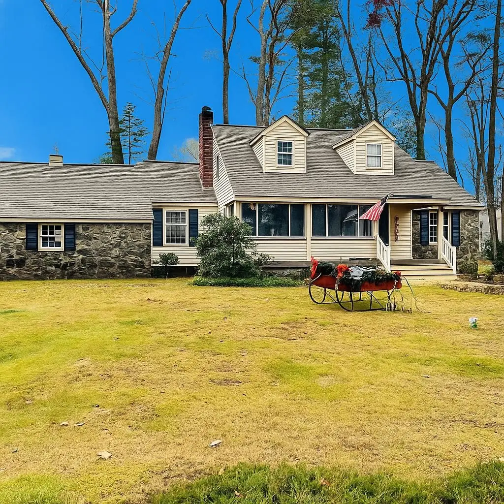 20 Ashwood Avenue, Salem, NH 03079 - Image #1