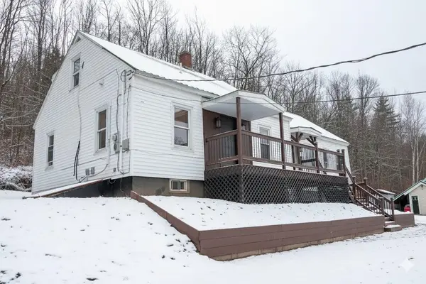 228 Cavendish Gulf Road, Cavendish, VT 05495