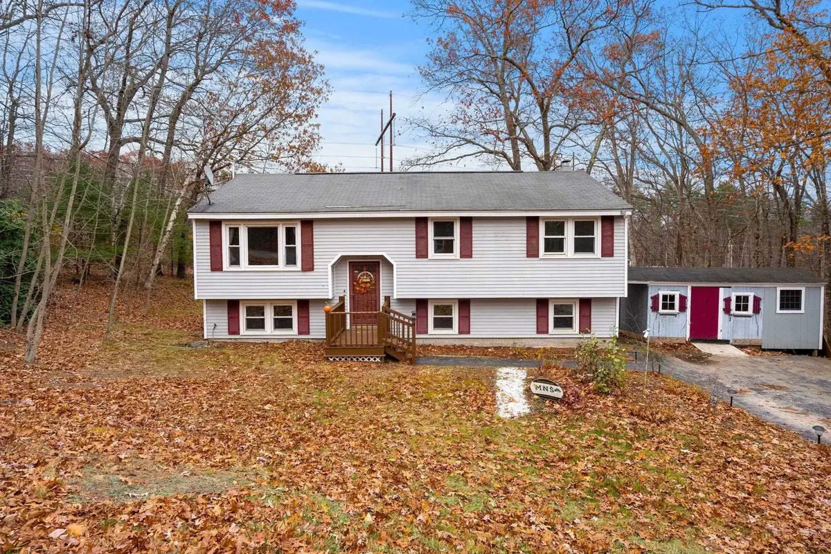 4 Viza Avenue, Derry, NH 03038 - Image #1