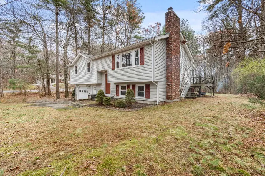 1 Westwood Drive, Londonderry, NH 03053 - Image #2