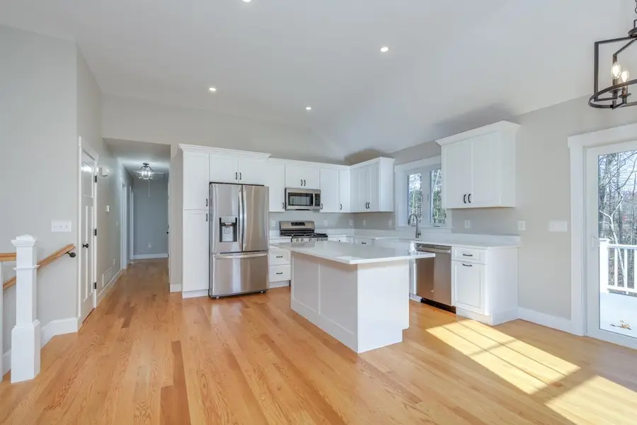 96 Simpson Road, Pelham, NH 03076 - Image #3