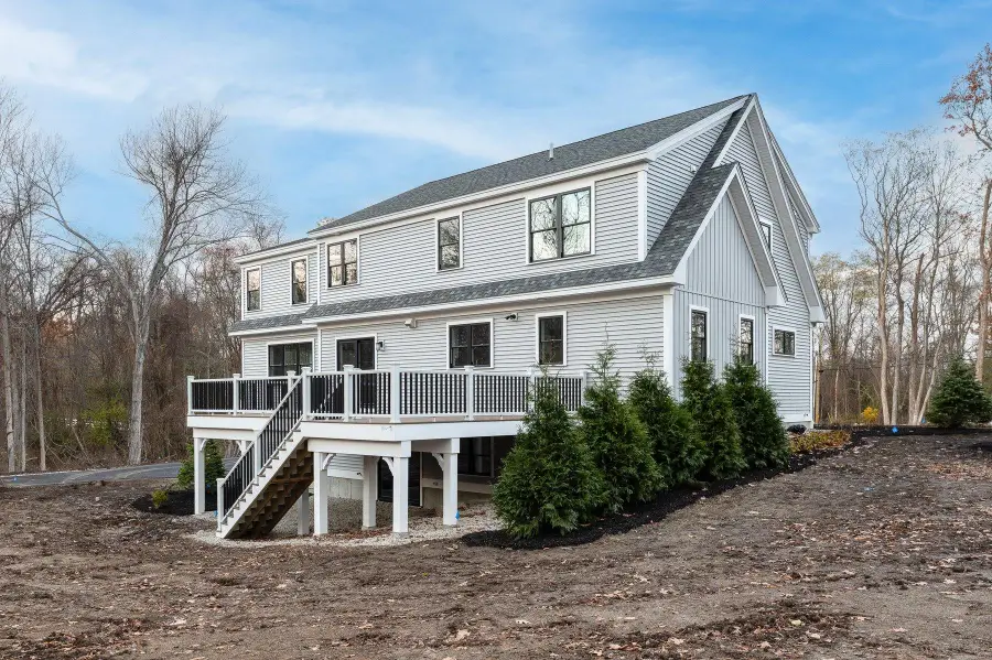 141 Dearborn Road, Greenland, NH 03840 - Image #3