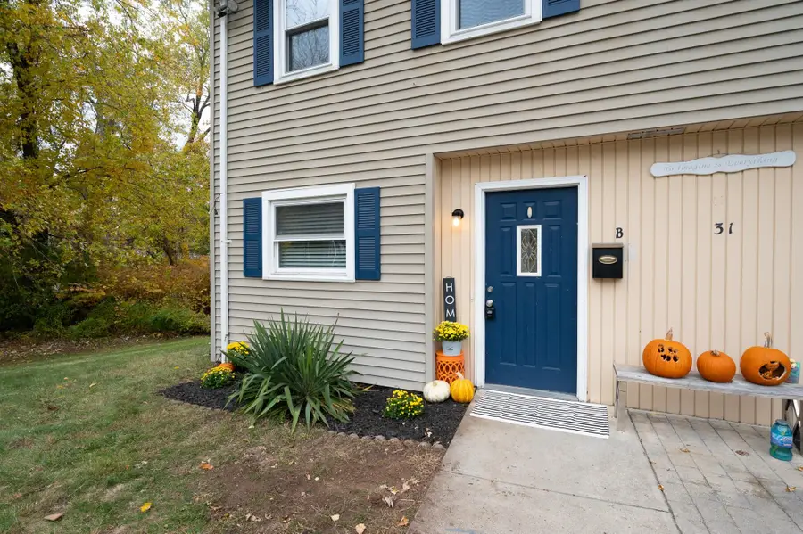 31 South Avenue #L, Derry, NH 03038 - Image #2