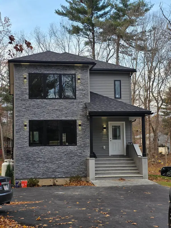 9 Trues Parkway, Sandown, NH 03873