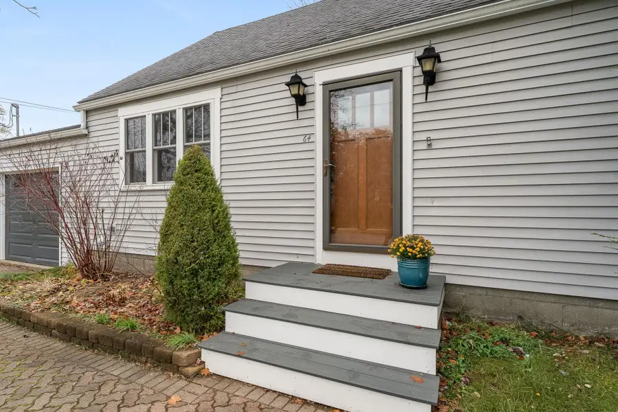 64 Moore Drive, Burlington, VT 05408 - Image #2