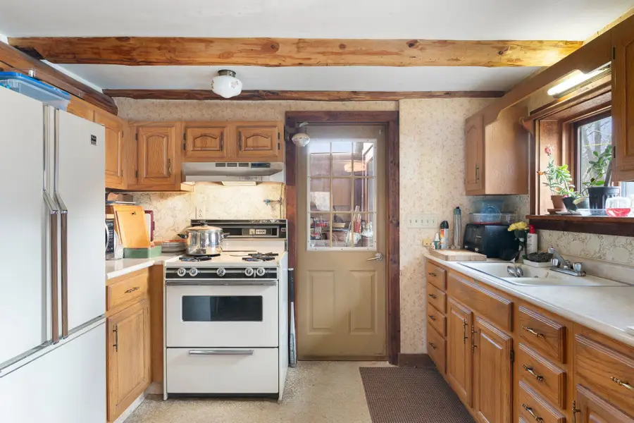 106 Contro Road, Chester, VT 05143 - Image #2